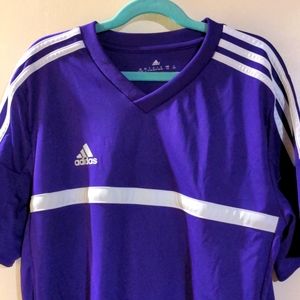 Adidas t shirt